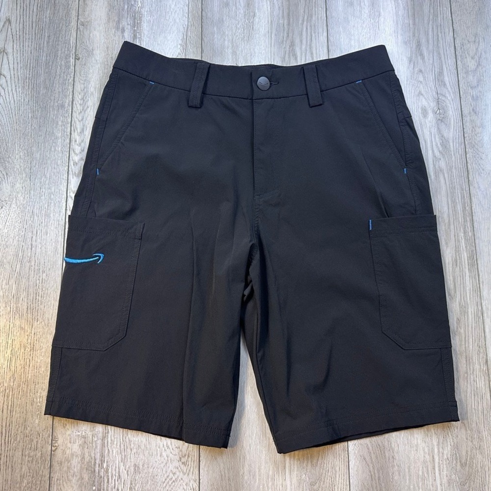 Luly Yang Amazon Shorts Mens Mediums 32-34 Black Cargo Performance Uniform Men